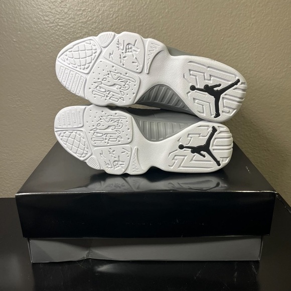 Jordan 9 particle grey brand new never worn size 10 - Picture 6 of 7